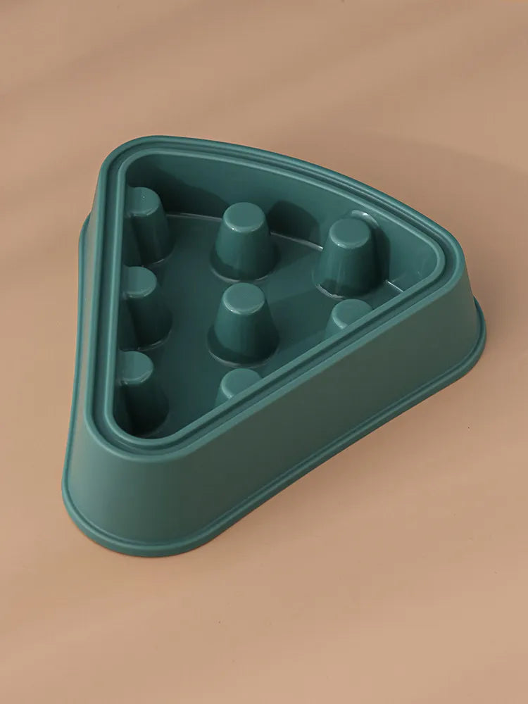 Distributeur de Nourriture Interactif pour Chiens en Forme de Triangle