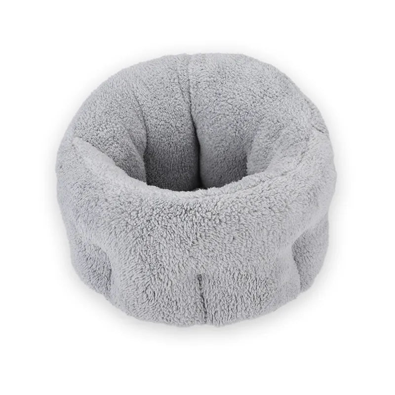 Lit pour Chat Douillet en Forme de Beignet - Caverne Moelleuse pour Chats et Petits Chiens