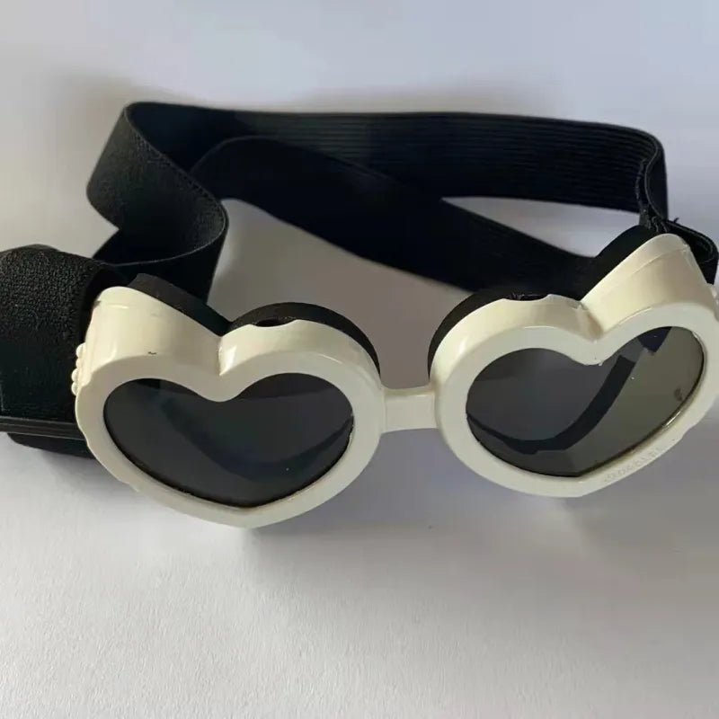 Lunettes De Soleil Pour Chiens En Forme De Cœur Avec Bandeau Réglable - Protection UV Pour Les Yeux Du Chien