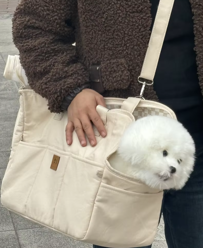 Sac de Transport Élégant pour Petits Chiens - Sac de Transport Confortable et Respirant pour Animaux Domestiques