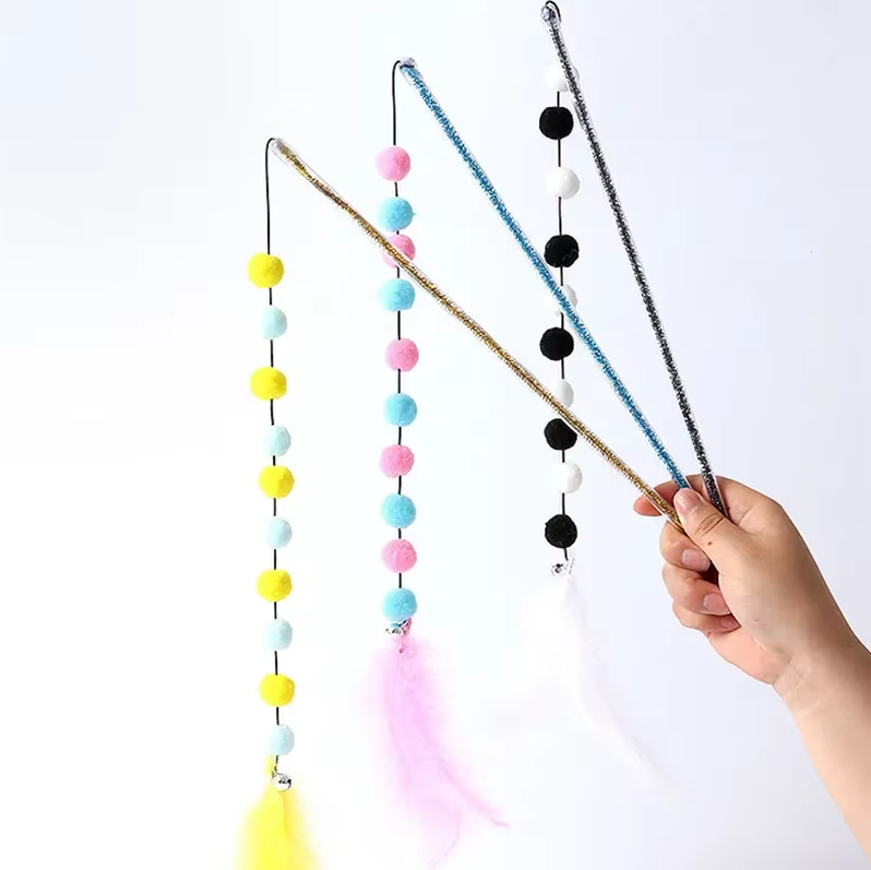 Canne à Pêche Interactive pour Chats avec Plumes à Pompon - un Jeu Amusant pour les Chats Curieux