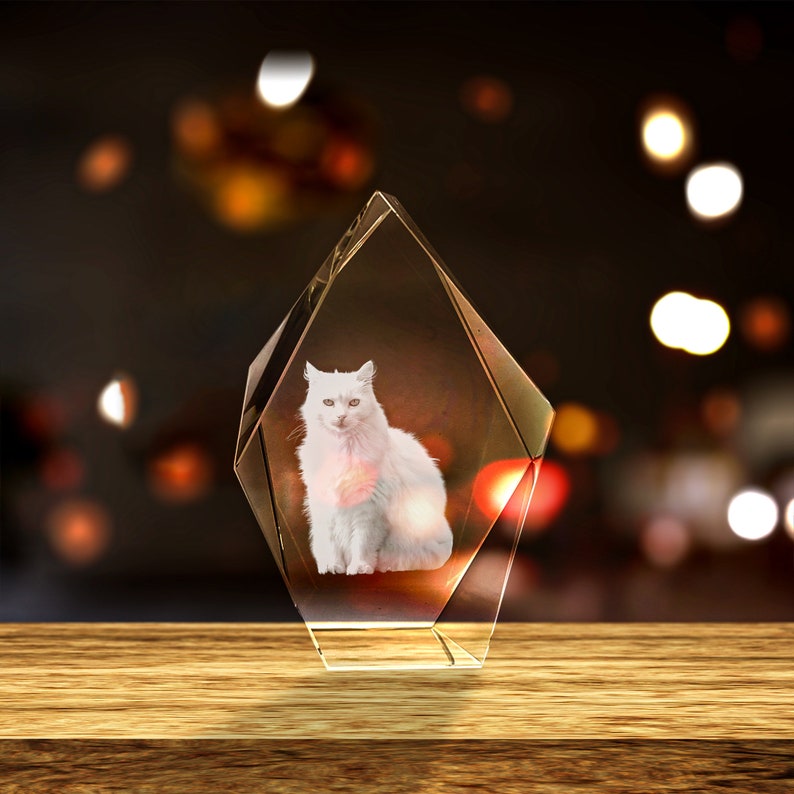 Souvenir En Cristal En Forme De Pierre Précieuse Personnalisé En 2d/3d Avec Gravure Laser